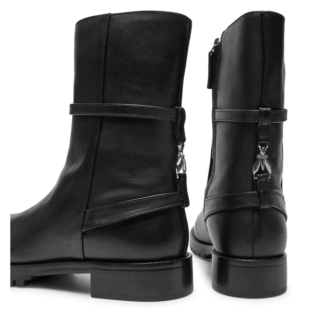 Patrizia Pepe – black calfskin ankle boots – close rear view of straps and metal charm
