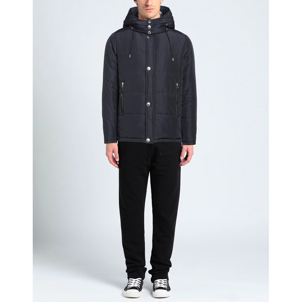 Aquascutum New Collection 2022 jacket, alternate view