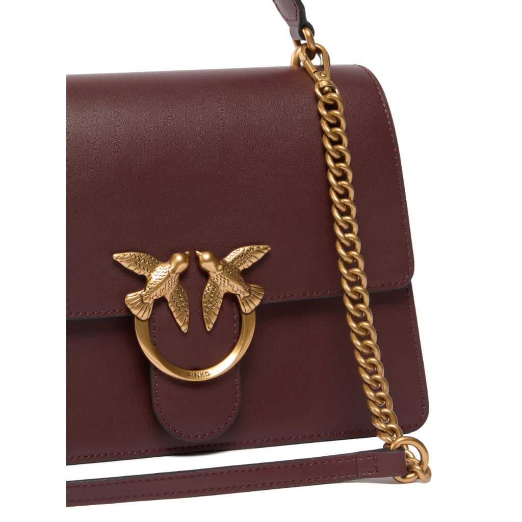 Pinko – Love One top-handle handbag in burgundy – close-up of gold chain strap and clasp