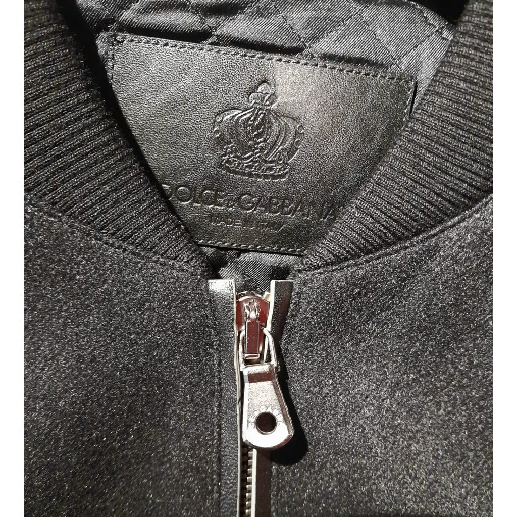 Dolce & Gabbana – black cashmere bomber jacket – close-up of neck label and zipper