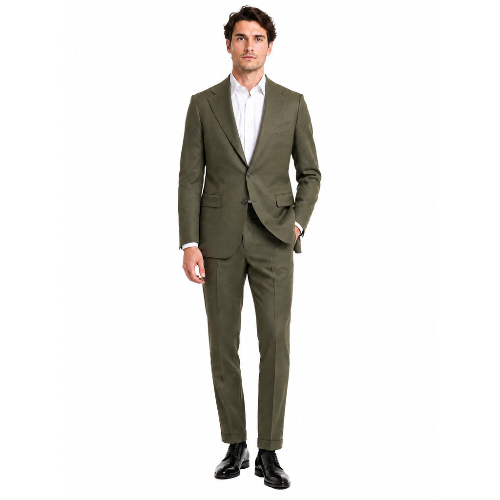 Ermenegildo Zegna Tessuto – green wool suit – front view model wearing suit