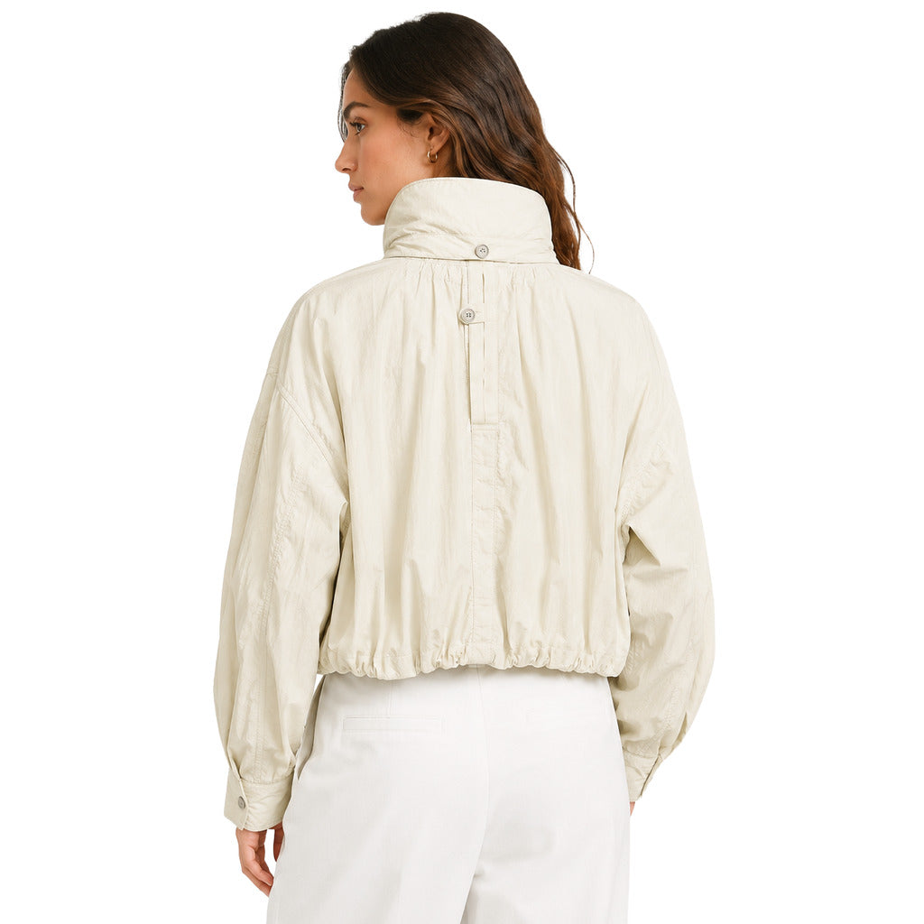 Parajumpers – Ruka beige hooded jacket – back view worn by model