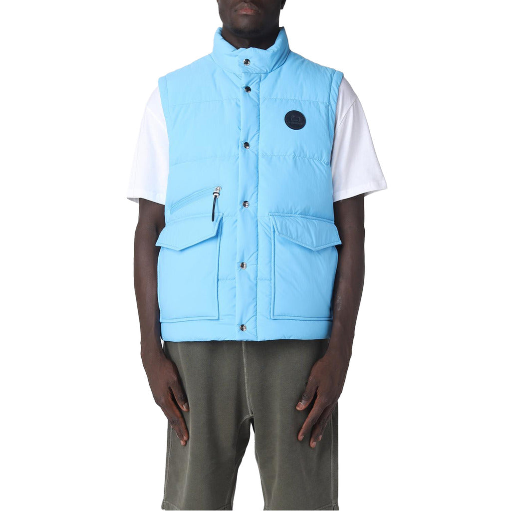 Woolrich – Down Vest – Model wearing light blue vest, front view