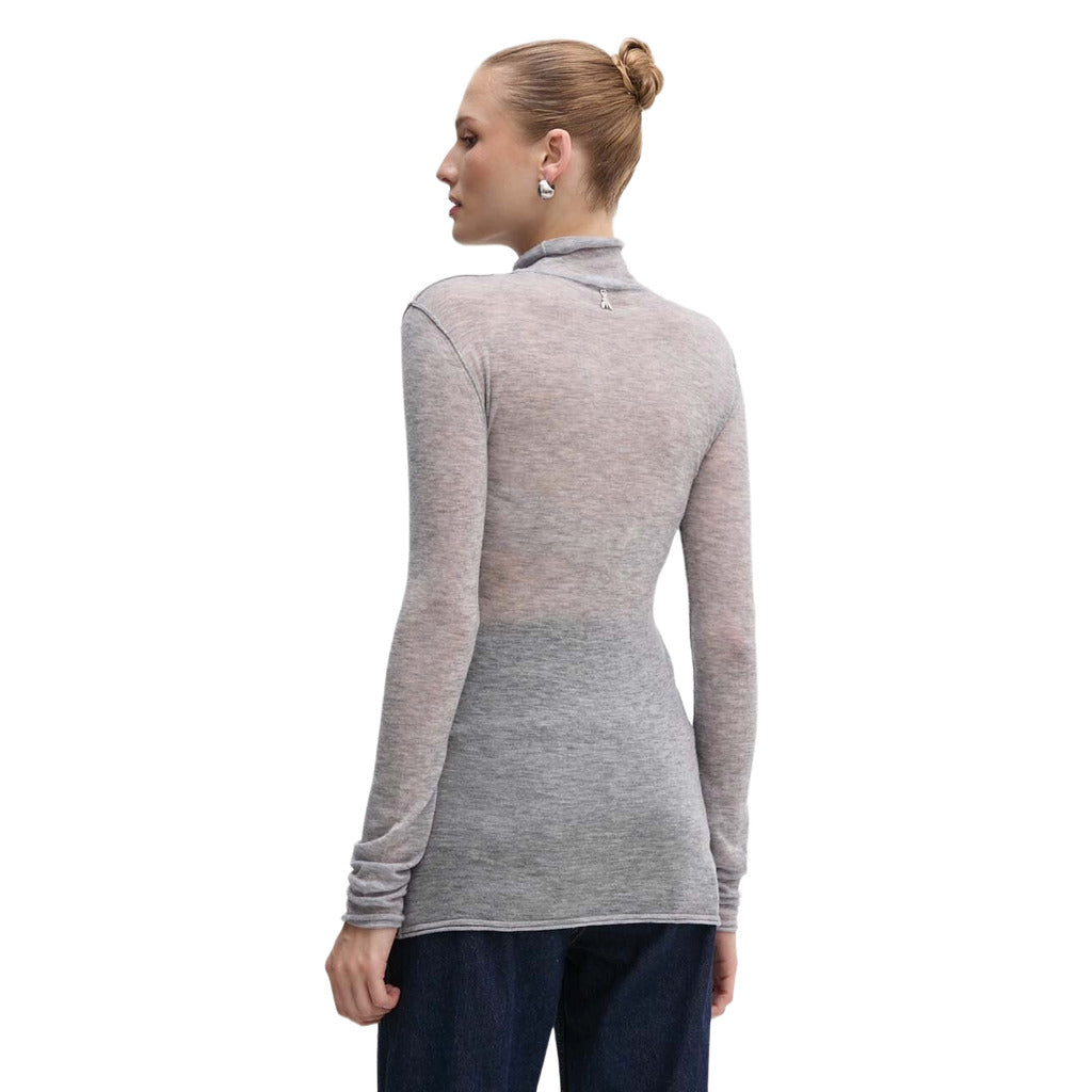 Patrizia Pepe – gray wool sweater – rear view worn by model