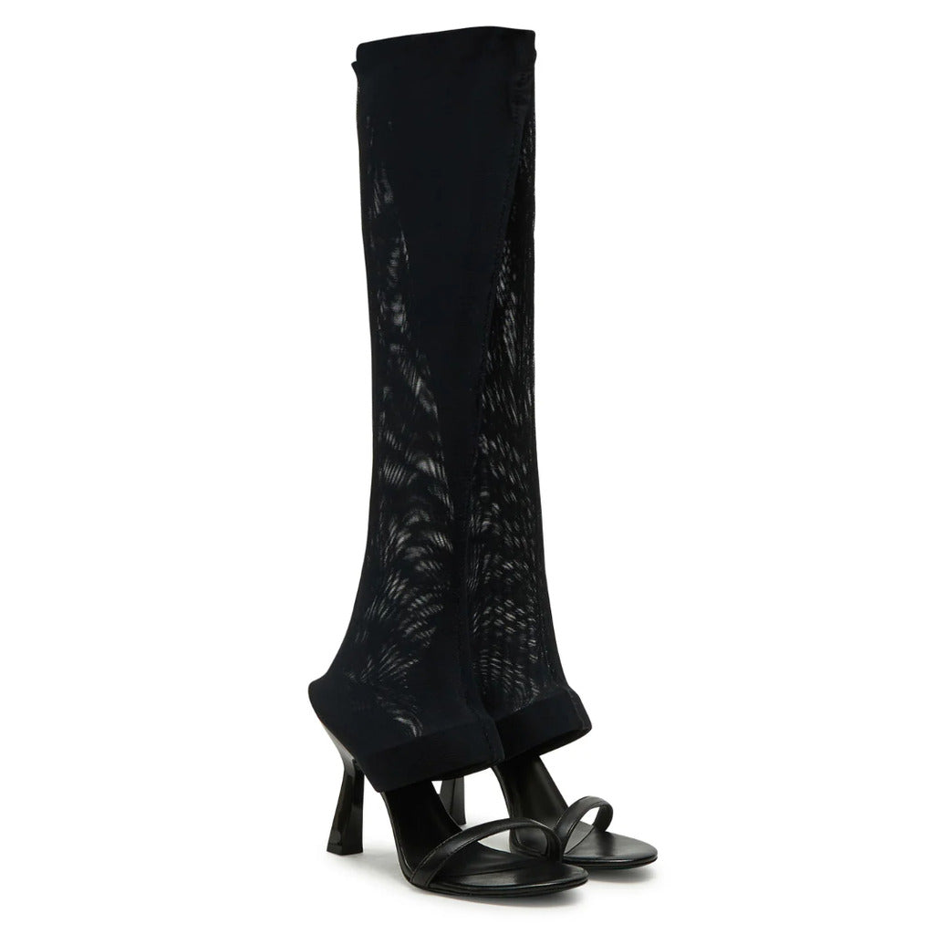 Patrizia Pepe Ankle Boots in Black Calfskin