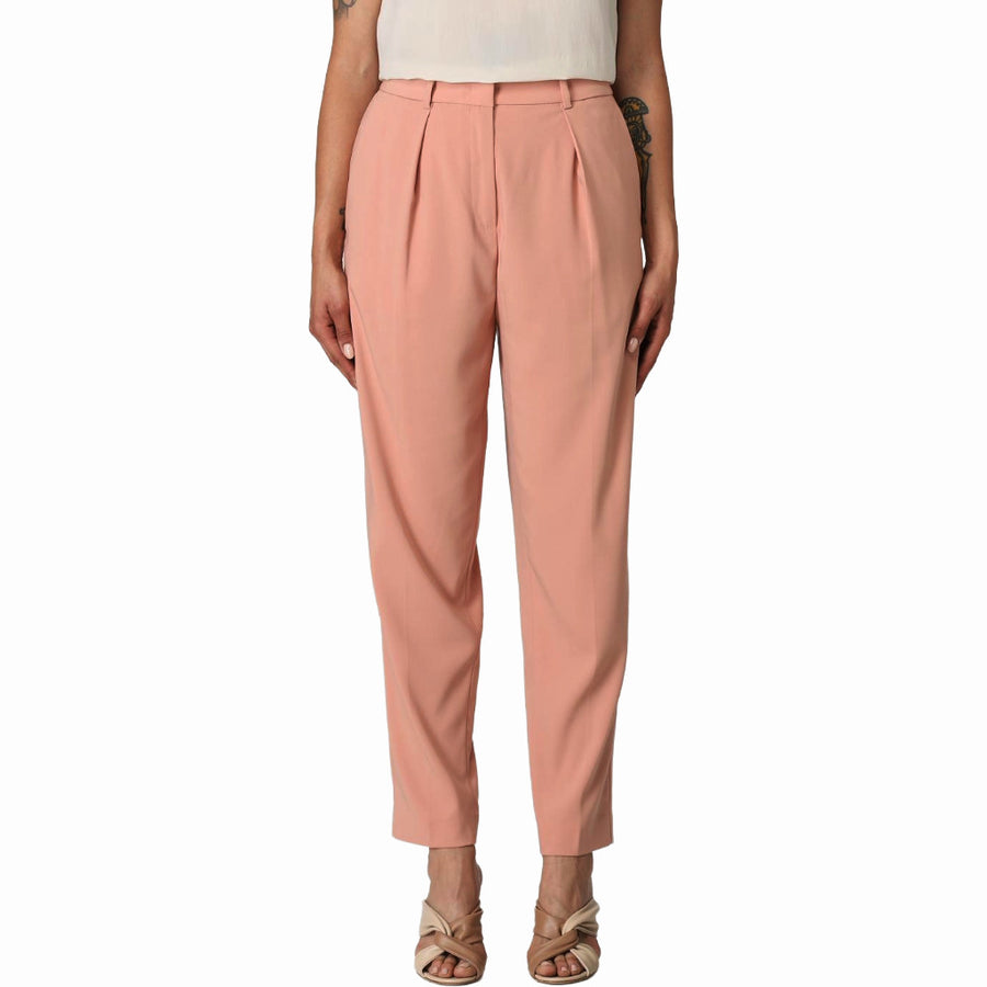 Pinko – Pietra Enver pink trousers – front view on model, showing pleats and tapered legs