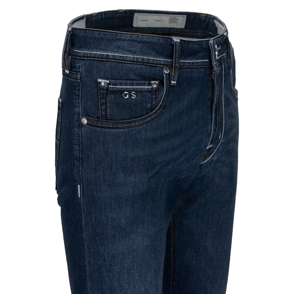 Tramarossa – medium blue jeans – close-up of front pocket, rivets and contrast stitching