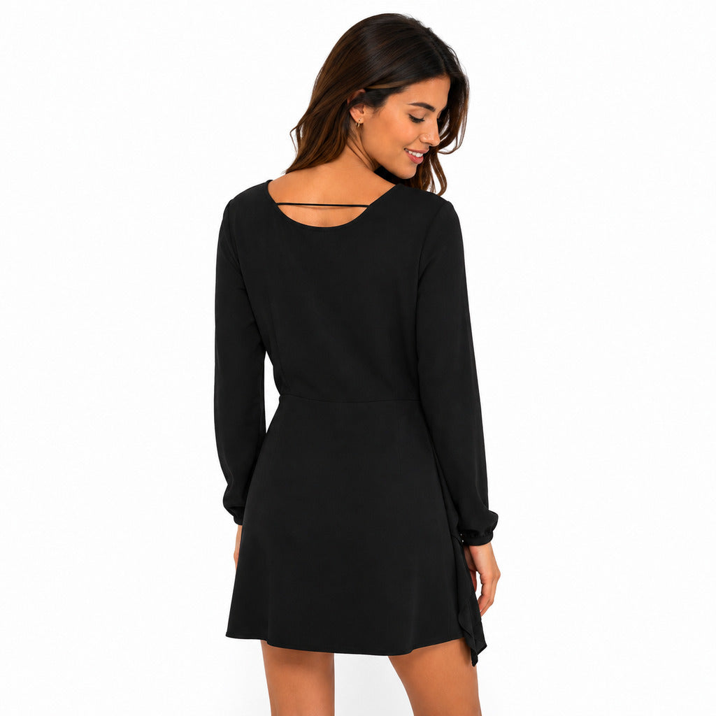 Patrizia Pepe – black long-sleeved dress – back view with upper-back cutout and tied waist