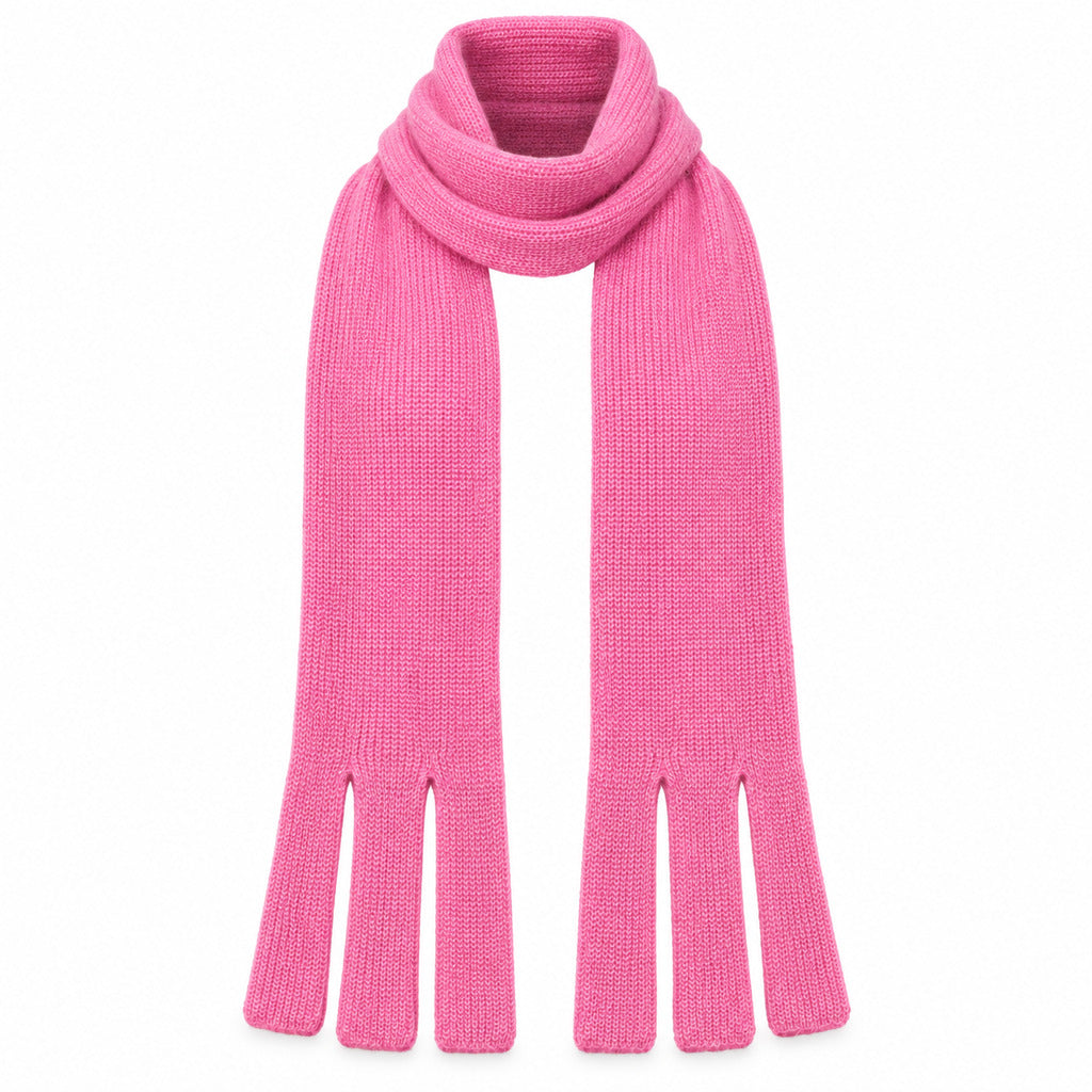 Anna Molinari – pink knitted scarf – flat front view
