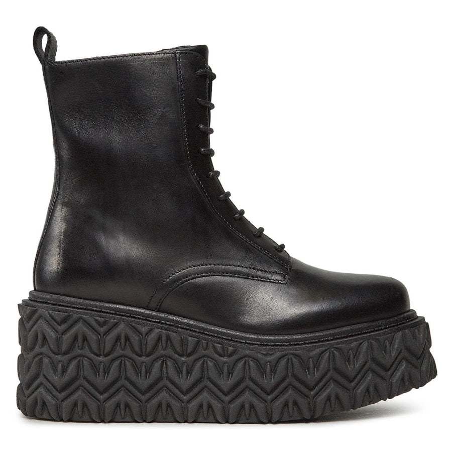 Patrizia Pepe – black leather-look lace-up ankle boots – side profile showing chunky patterned platform sole