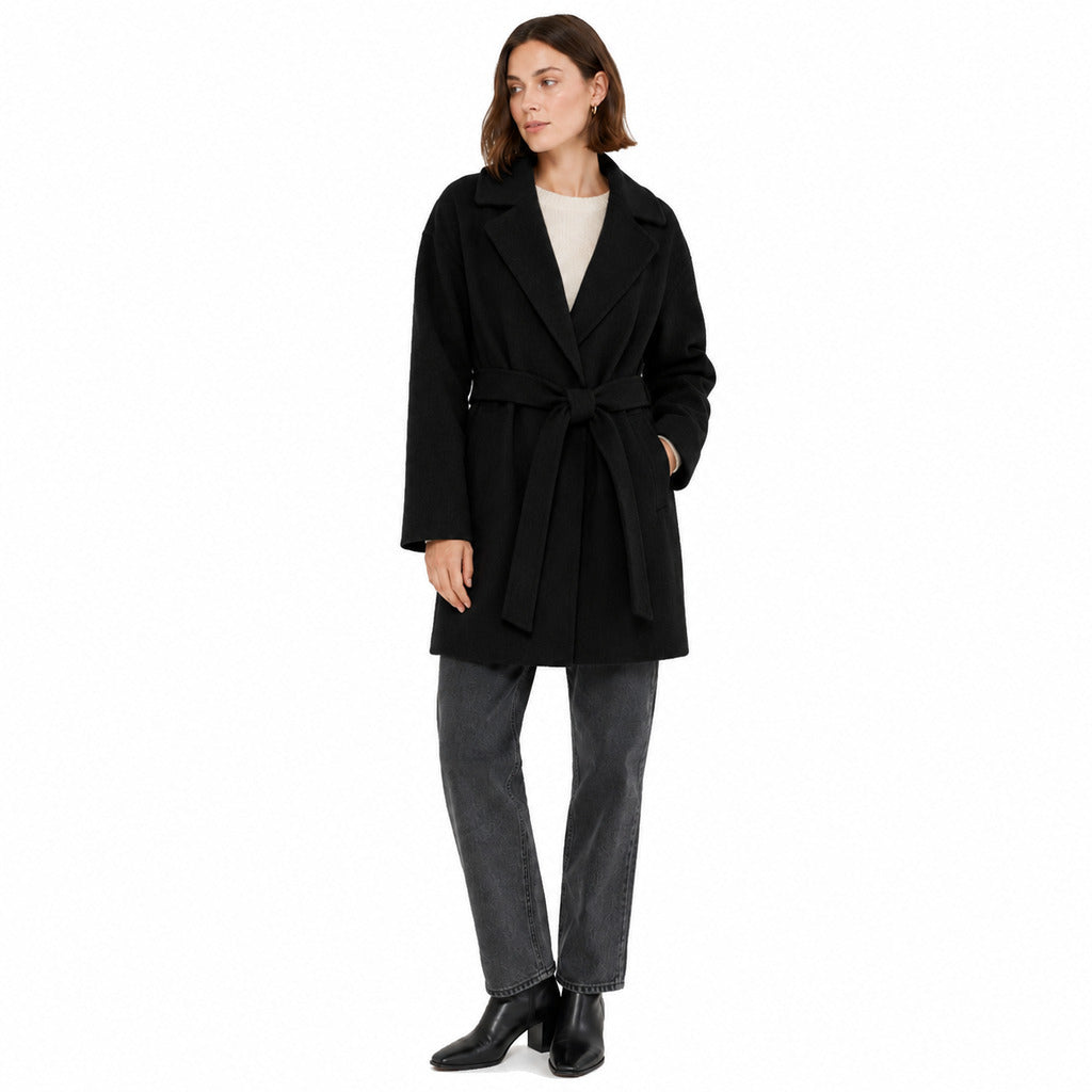 Bagutta – black wool coat with belt – model wearing it from the front