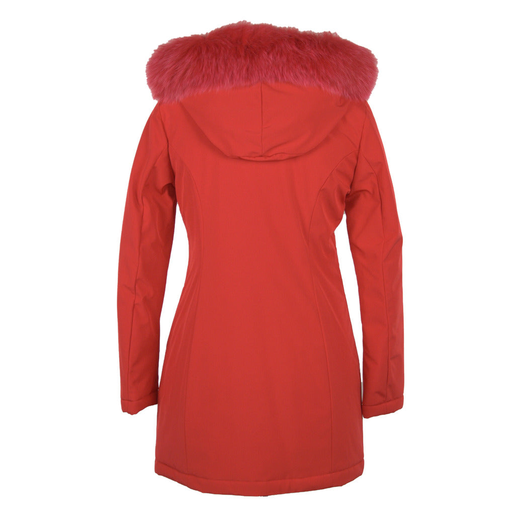 Refrigiwear – W99100_XT2429-C01352 Lady Tech Parka – Red back view showing hood and fur trim