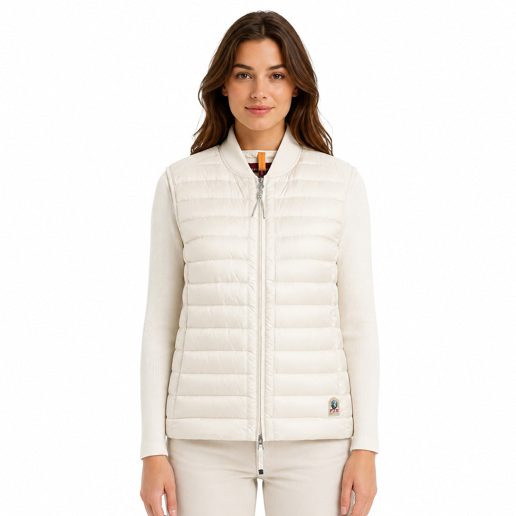 Parajumpers – Rosanna white quilted sleeveless vest – model wearing it from the front