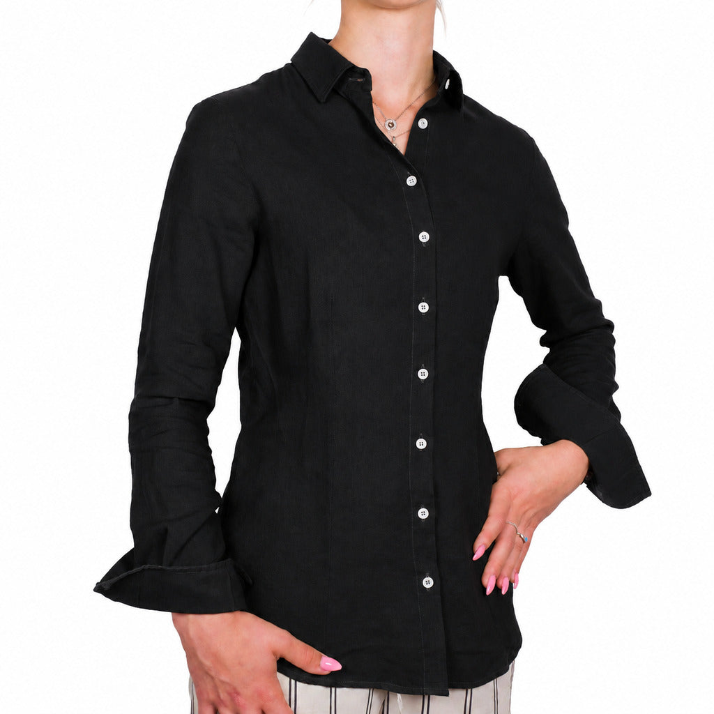 Bagutta – black linen shirt – front view worn with cuffs turned up