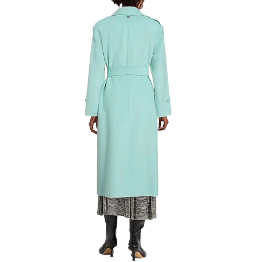 Twinset – mint-green belted trench coat – model wearing it from the back