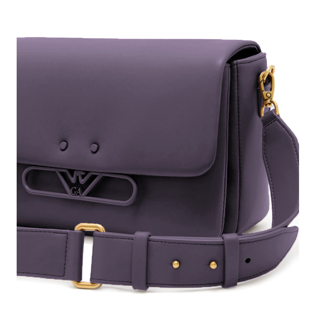 Emporio Armani – soft calfskin shoulder bag in purple – close-up front view