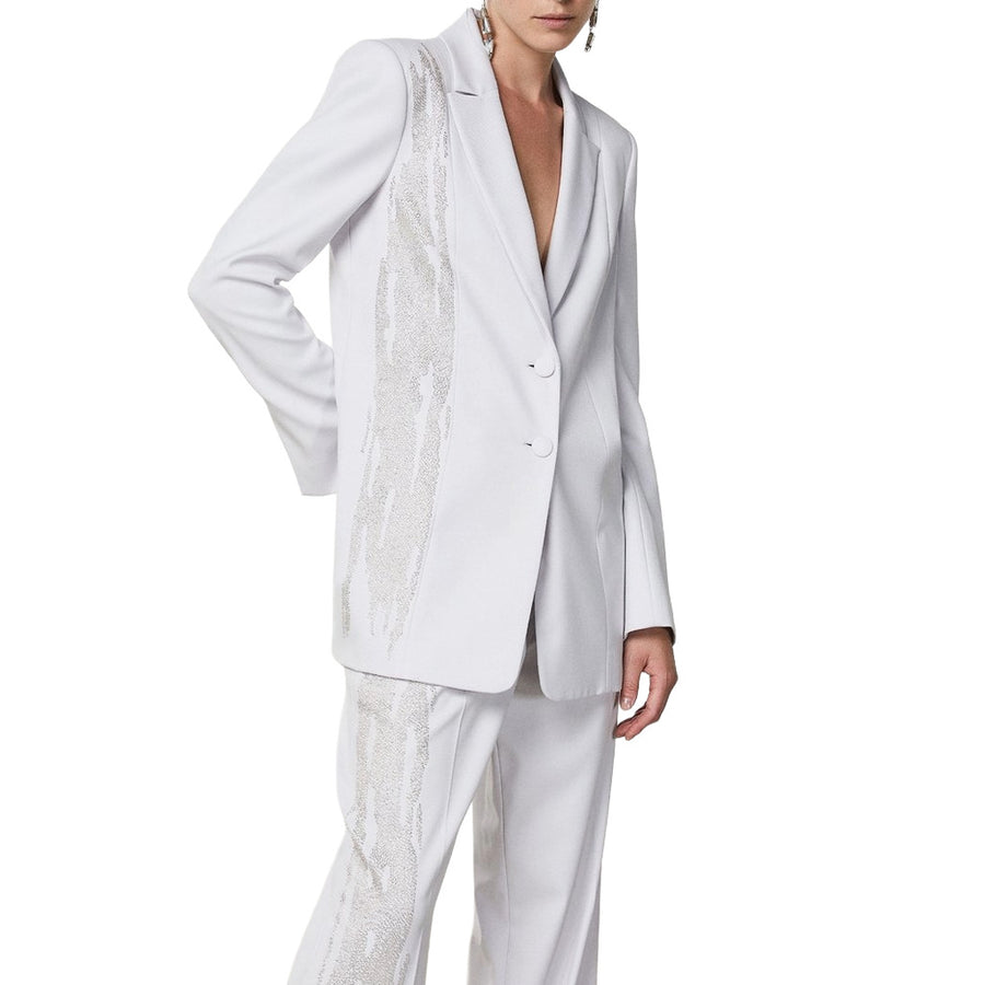Patrizia Pepe – Eldorado white formal jacket – Front three-quarter view with sparkling side embellishment