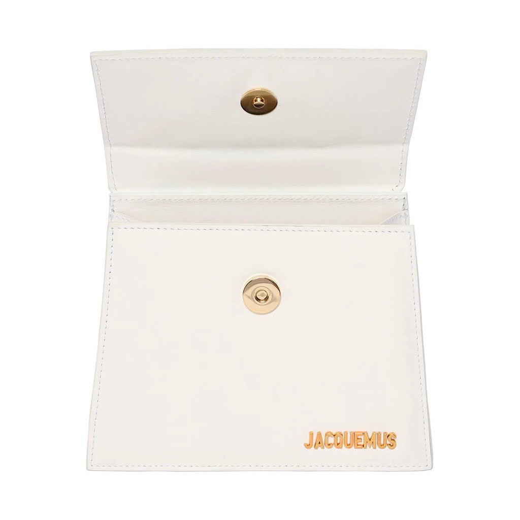 Jacquemus – Chiquito Moyen Leather Shoulder Bag – Open front view showing white interior and gold clasp