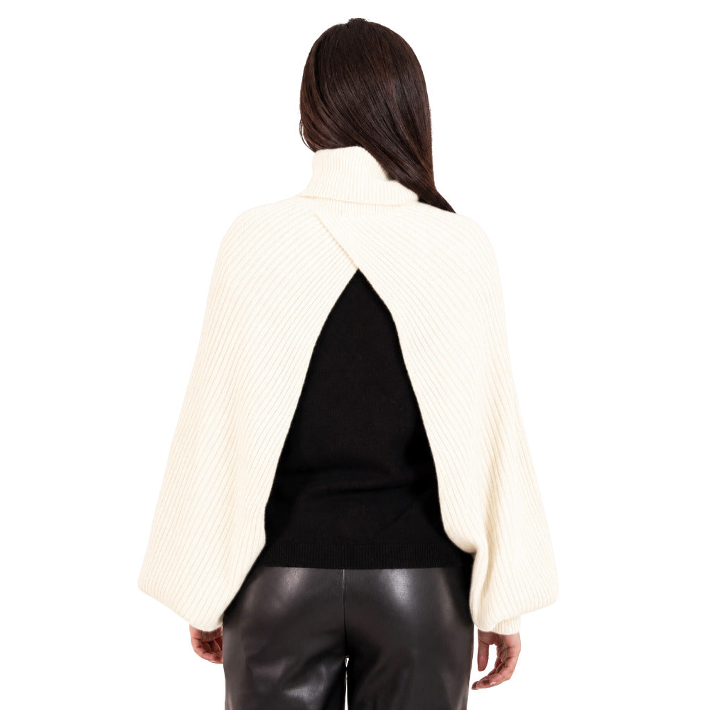 Alpha Studio – white ribbed cashmere shawl with turtleneck – back view showing open draped design