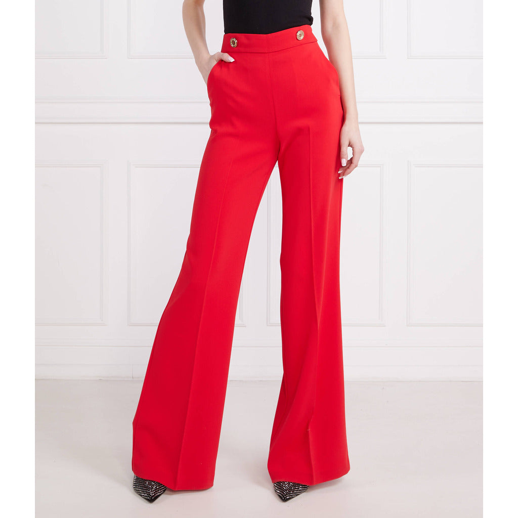 Pinko – Sbozzare red trousers – front view worn with wide legs and pockets