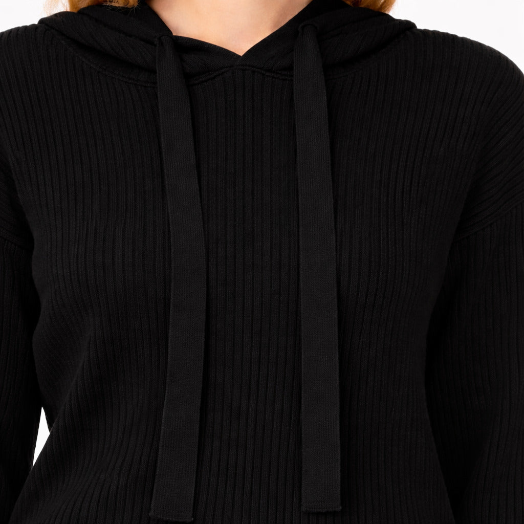 Hinnominate Black Hooded Sweater