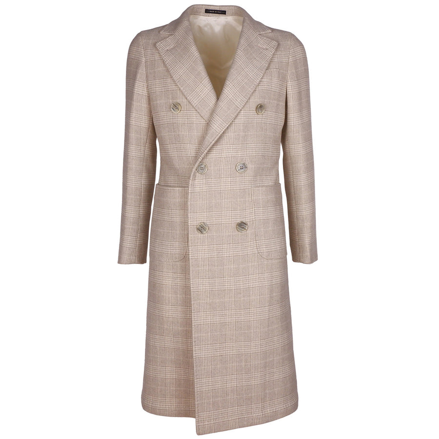Loro Piana Tessuto – Double-Breasted Cashmere Coat in Beige – Front view with checked pattern and buttons