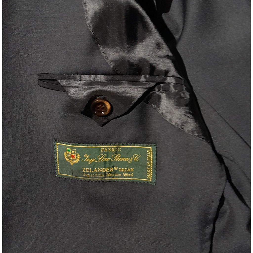 Loro Piana Tessuto – blue virgin wool suit – close-up of interior fabric label