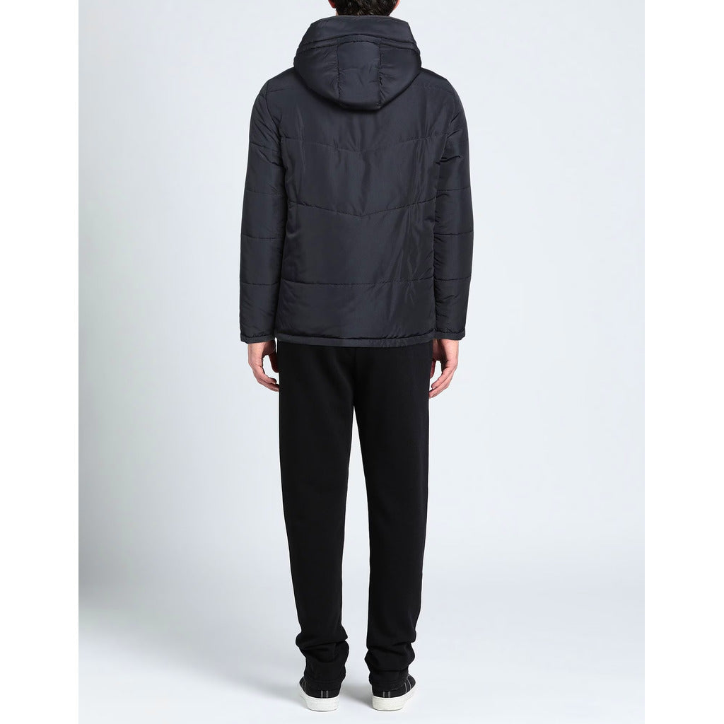 Aquascutum New Collection 2022 jacket, additional angle