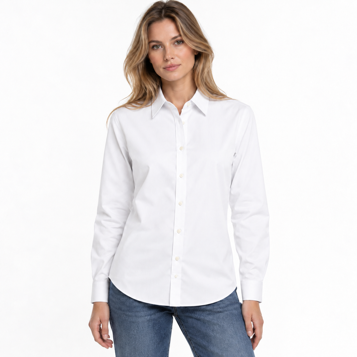 Loro Piana Tessuto – Robi Regular-Fit Shirt in White – model wearing shirt with blue jeans