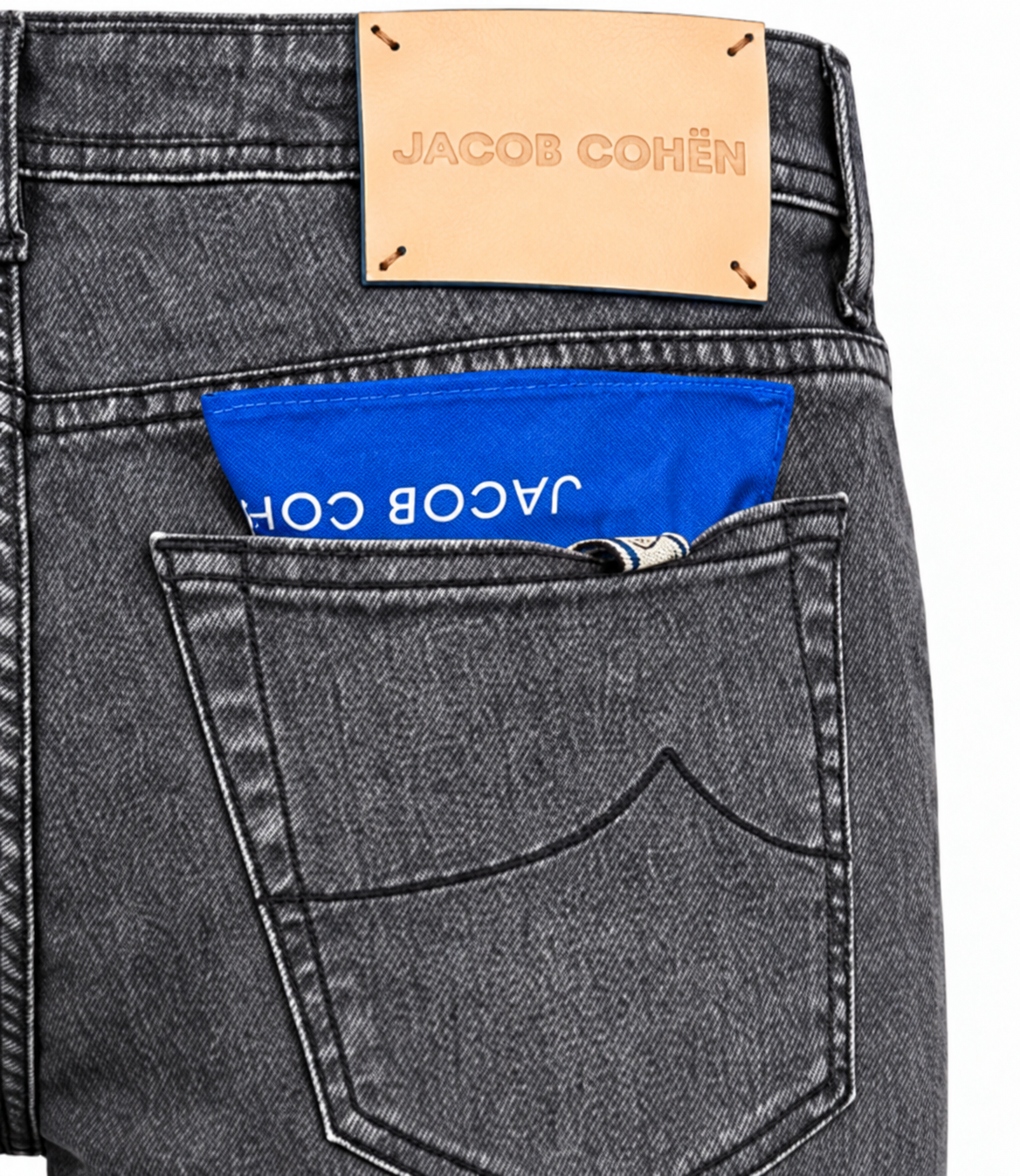 Jacob Cohen – Nick black super-slim-fit jeans – Close-up of back pocket, leather patch and blue label